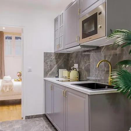 Stylish 3 Min From Haussmann, Sleeps4 Paříž