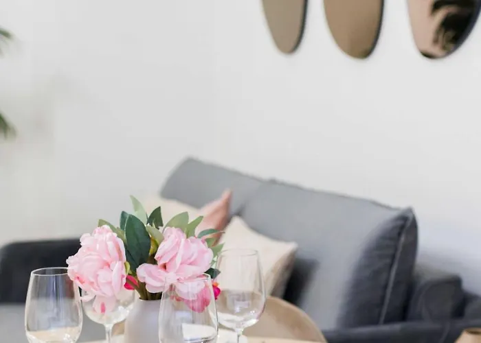 Stylish 3 Min From Haussmann, Sleeps4 * Paříž